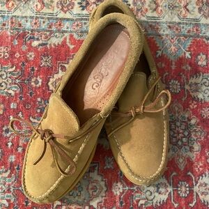 Easymoc suede low back moc shoes with vibram sole